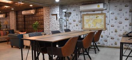 Click Co-working space Watcharaphol