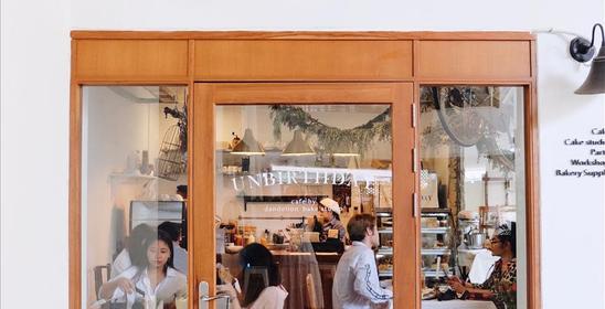 Unbirthday Café