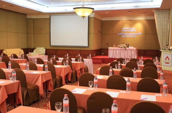 Room1