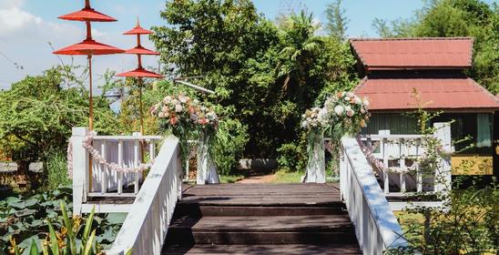 นลินธารา