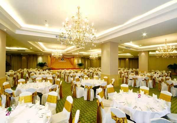 ORIENTAL PALM BALLROOM