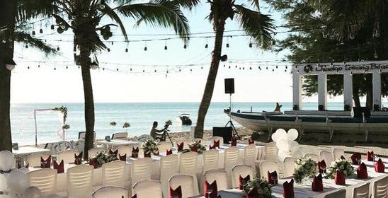 Chaolao Tosang Beach Hotel โรงแรมเจ้าหลาวทอแสงบีช