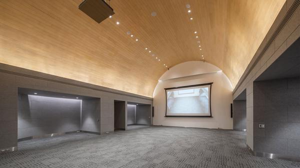 The Mitr-ting Room