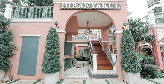 บ้านหิรัณยกุล (Hiranyakul House)