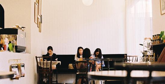 GLEAM lifestyle - café
