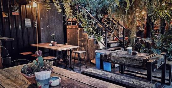 หนิม คาเฟ่