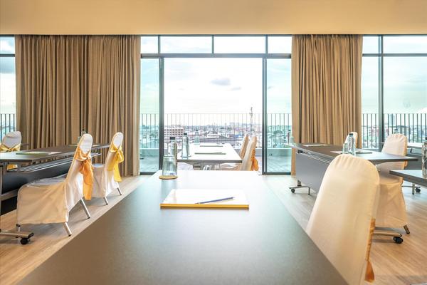 56 Hotel - Rooftop Event Space