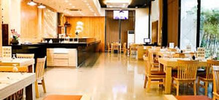 โรงแรม Wisdom Hotel & Residence