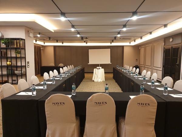 The Mave Meeting room