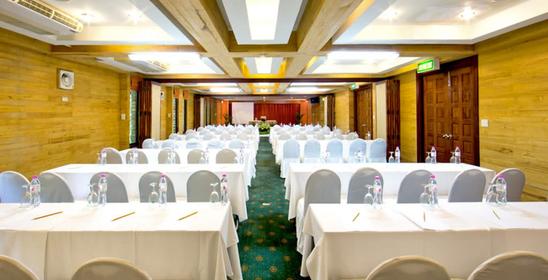 Sunset Park Resort and Spa