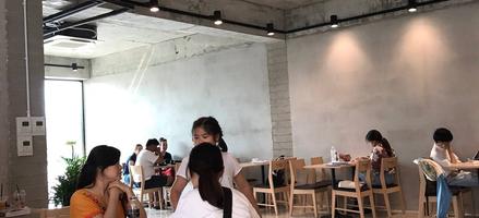 Wake Up Cafe At Star Avenue 5 Chiangmai