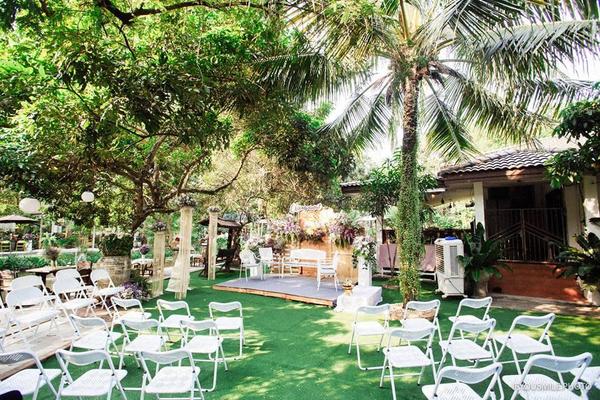 BuaGarden backyard cafe & studio