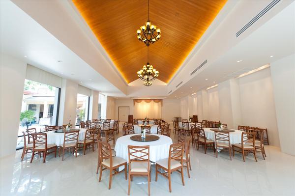 เรือนรับรอง