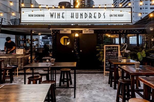 Rooftop bar - Wine hundreds 