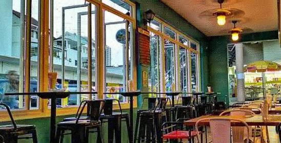 Casa Blue Craft Brews & Delicacies