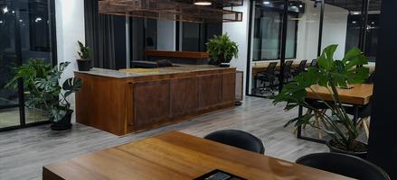 เล่นงานโคเวิร์กกิ้งสเปซ  Play+work co-working space