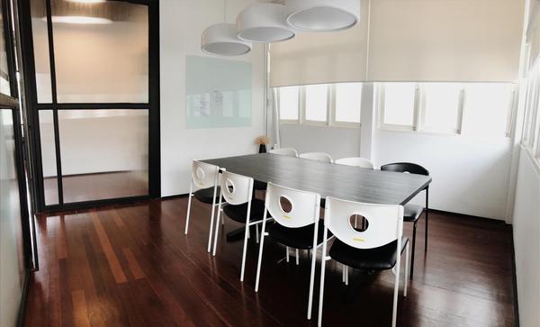 Meeting room 