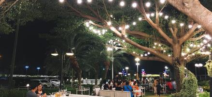 สวนอาหารให้ความรัก