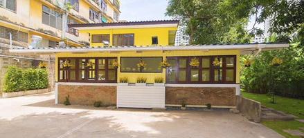 Dalad Restaurant ร้านอาหารดาลัด