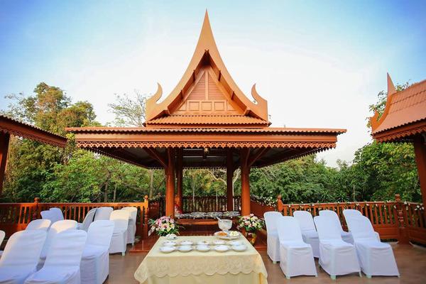 เรือนมะขามคู่