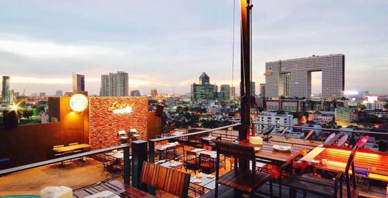 Legend Roof Bar