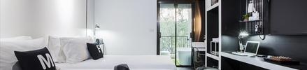Blu Monkey Hub & Hotel